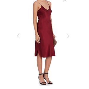 NILI LOTAN BURGUNDY SILK SLIP DRESS (S)